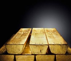 الذهب يلمع مع ترقب الأسواق لبيانات اقتصادية أمريكية
