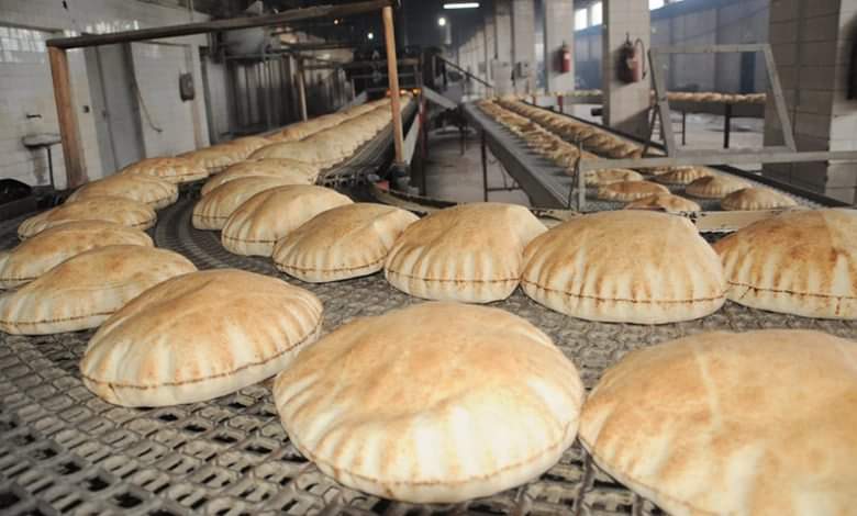 حماية مستهلك دمشق تضبط حالات تواطؤ بين عاملين في الأفران وباعة الخبز